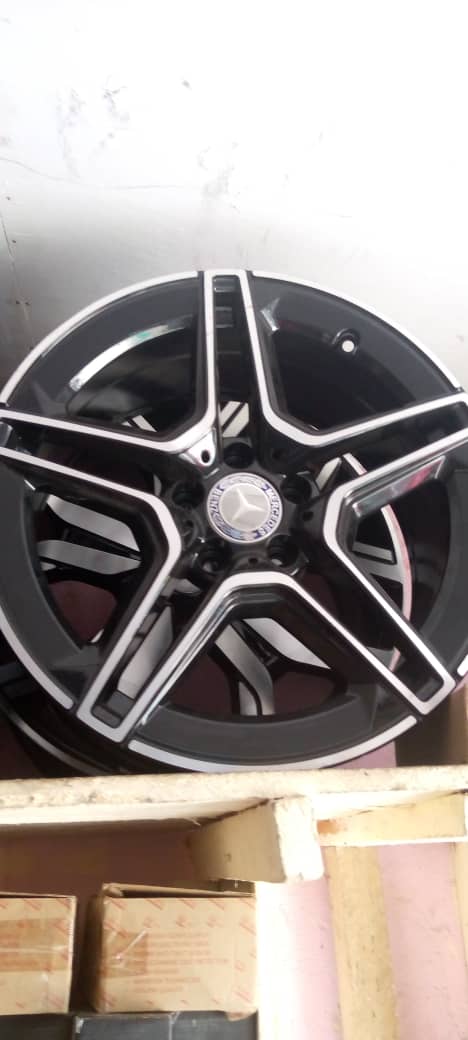 Mercedes wheel by 18 600000 for the set